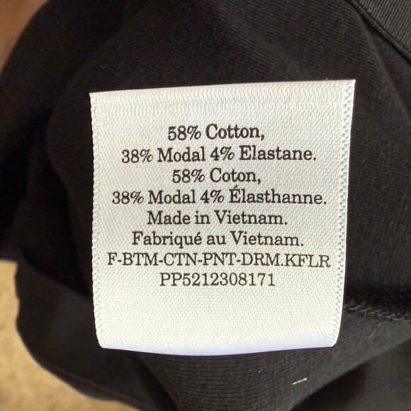 NEW Everlane The Dream Kick Flare Pant in Black - Picture 7 of 9